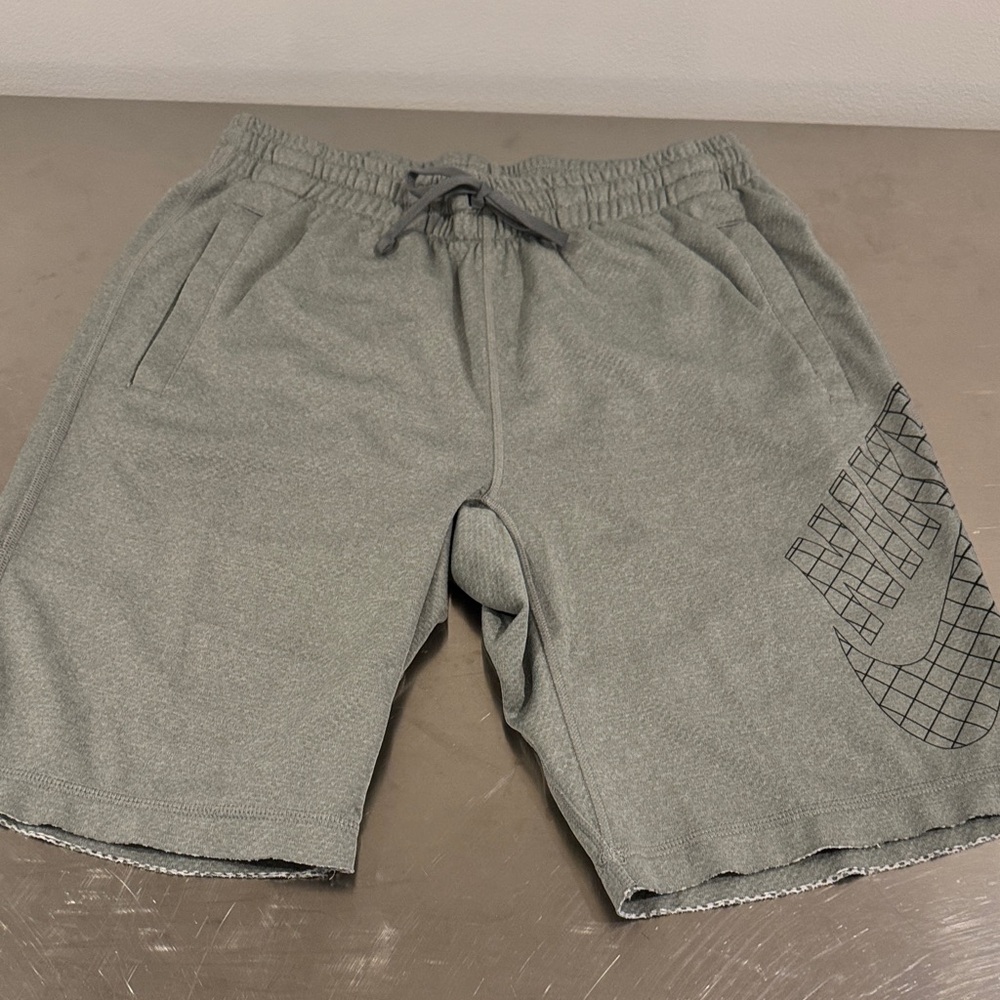 Nike Men's Athletic Shorts in Gray with Logo